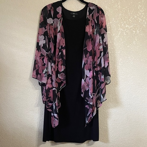 R&K Dresses & Skirts - R&K Classic Black Dress